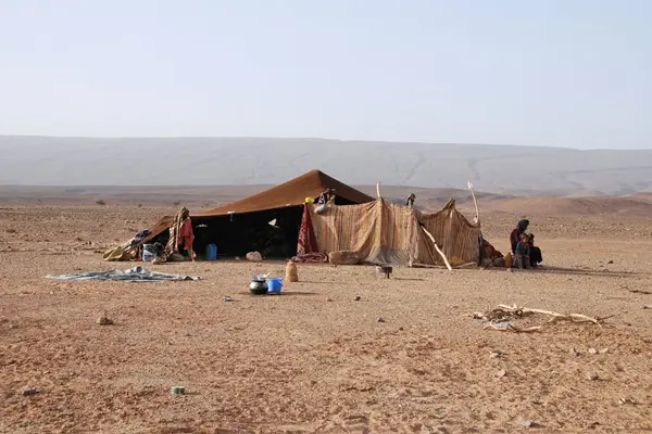 Campamento nómada Tour de 7 días por el desierto desde Agadir a Merzouga