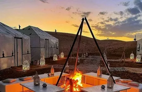 Paseo en camello de 2 noches en el desierto de Merzouga