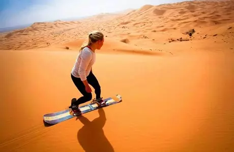 Paseo en camello de 2 noches en el desierto de Merzouga