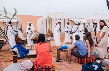 Paseo en camello de 2 noches en el desierto de Merzouga