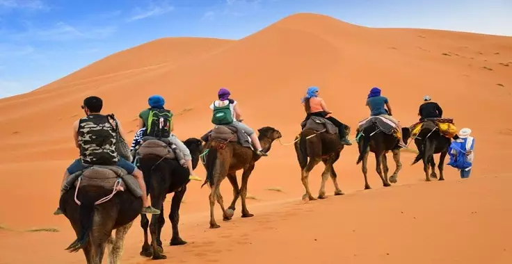 Tour de 8 días desde Tánger a Marrakech y Desierto